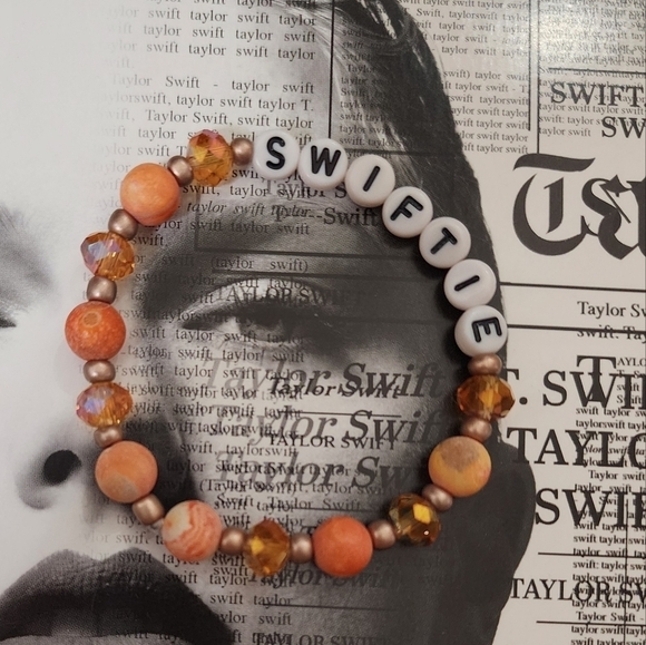 Taylor Swift Karma Lost Album Handmade Friendship Bracelets Set Of 6 - Picture 6 of 13